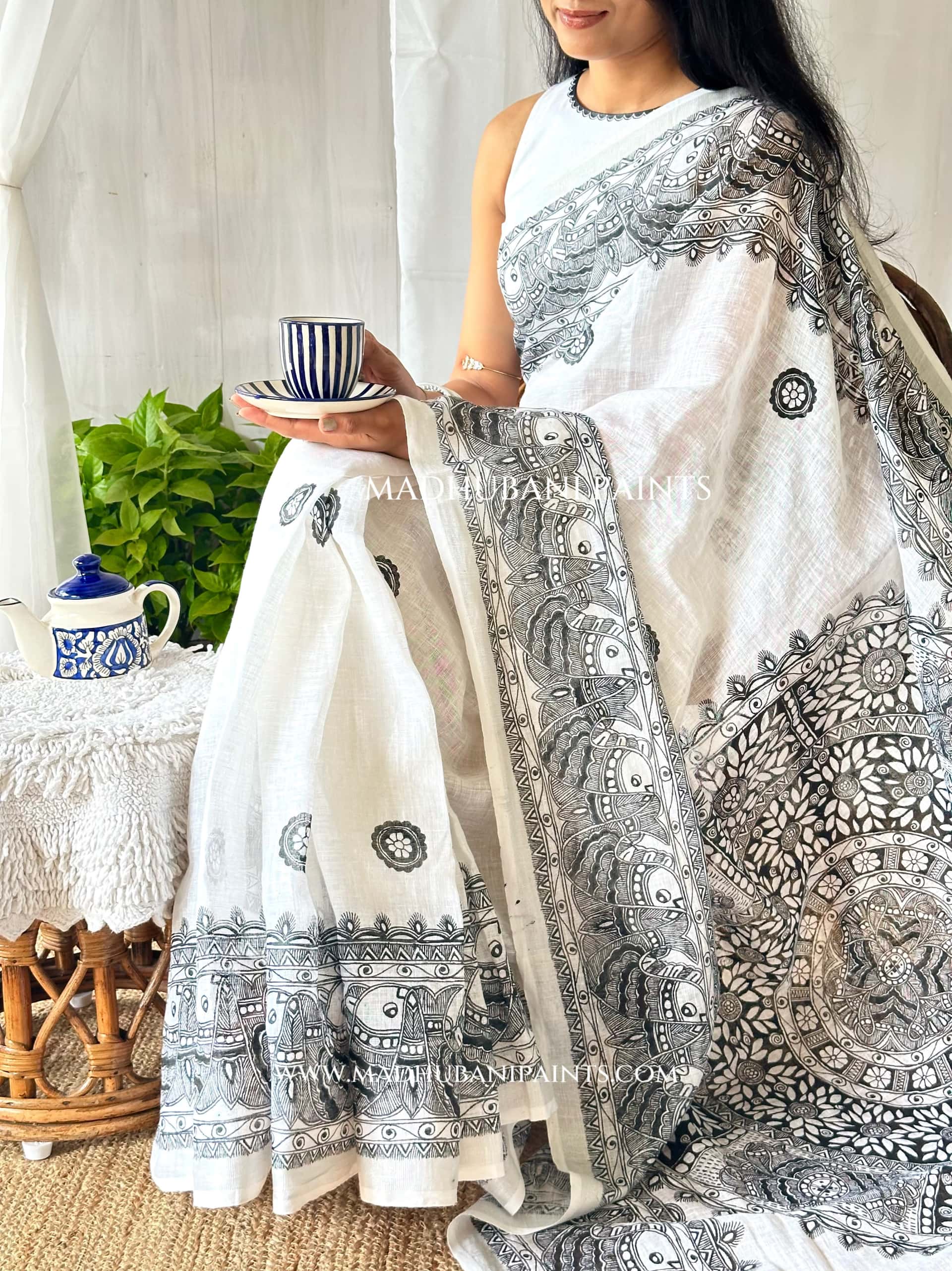 Linen Sagar Shringar Hand-painted Madhubani Painting Saree Blouse Set — image 6 of 11
