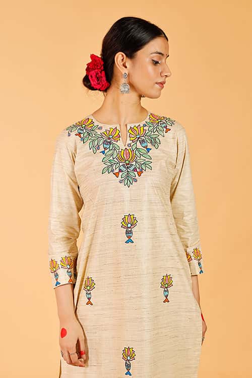 'Surmai Kamal' Handpainted Madhubani Cotton Kurta — image 6 of 8