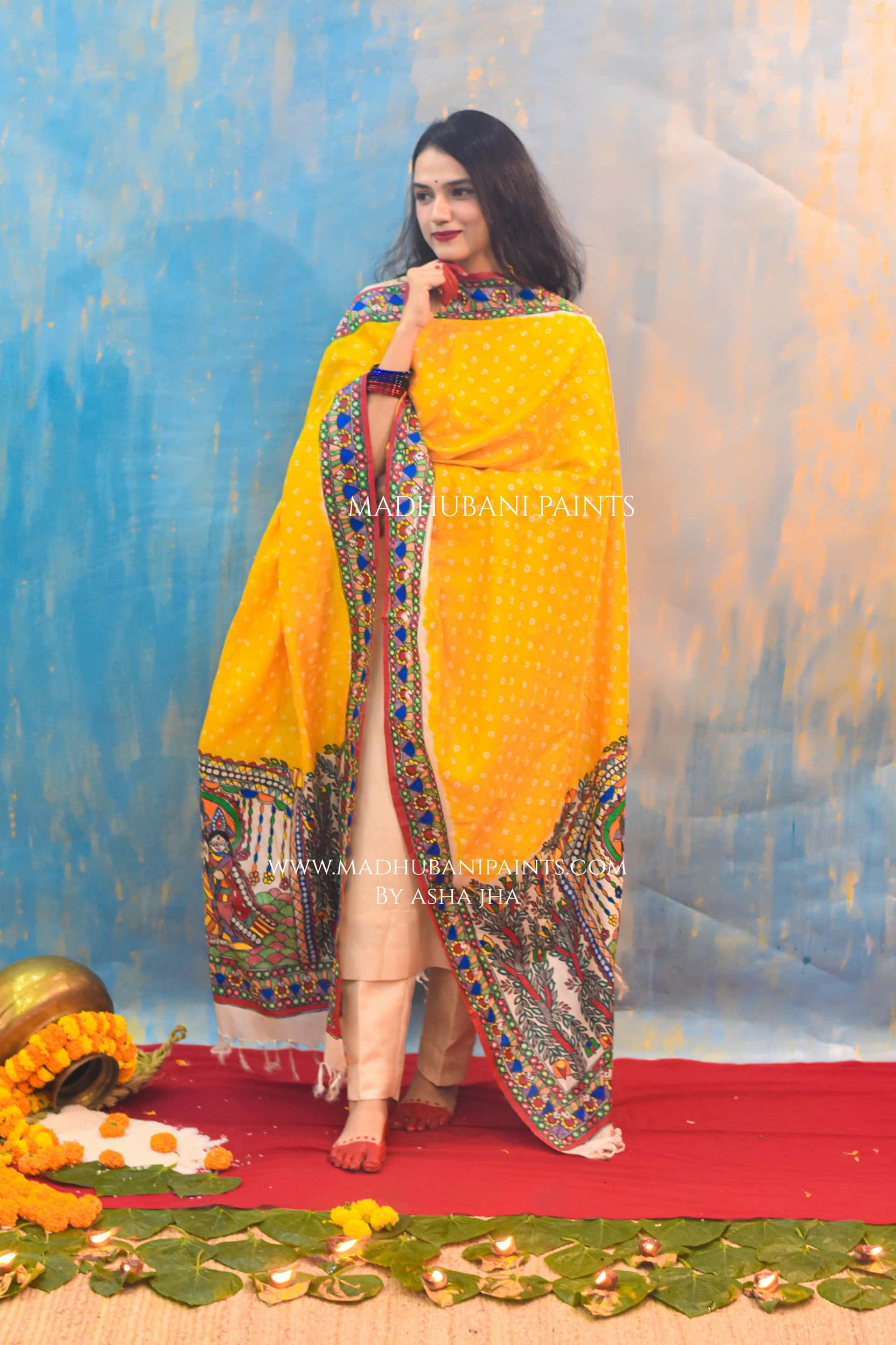 Sunehri Krishnapriya Bandhini Dupatta — image 3 of 5