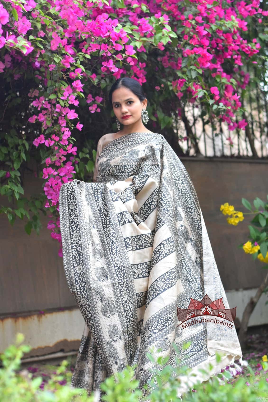 Mimimal Baag Handpainted Tussar Silk Saree — image 2 of 6