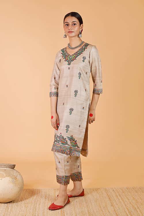 'Maithili' Handpainted Madhubani Tussar SIlk Kurta — image 3 of 6