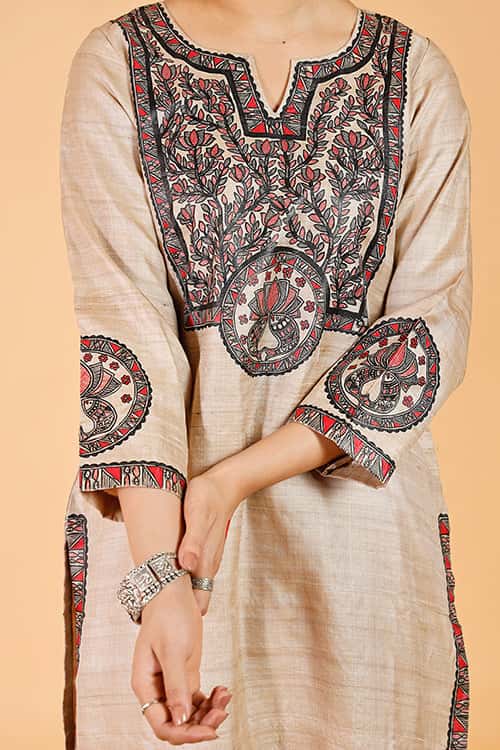 'Surmai & The Lotus' Handpainted Madhubani Tussar Silk Kurta — image 4 of 6