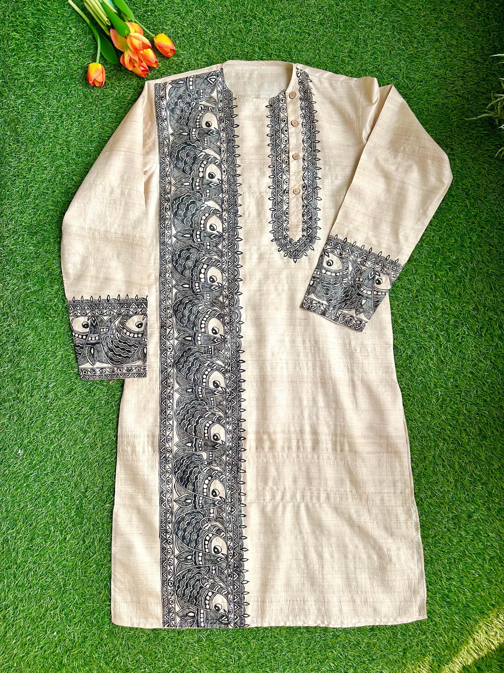 SURMAI SAMUNDAR Hand-painted  Madhubani Men's Tussar Silk Kurta — image 3 of 4