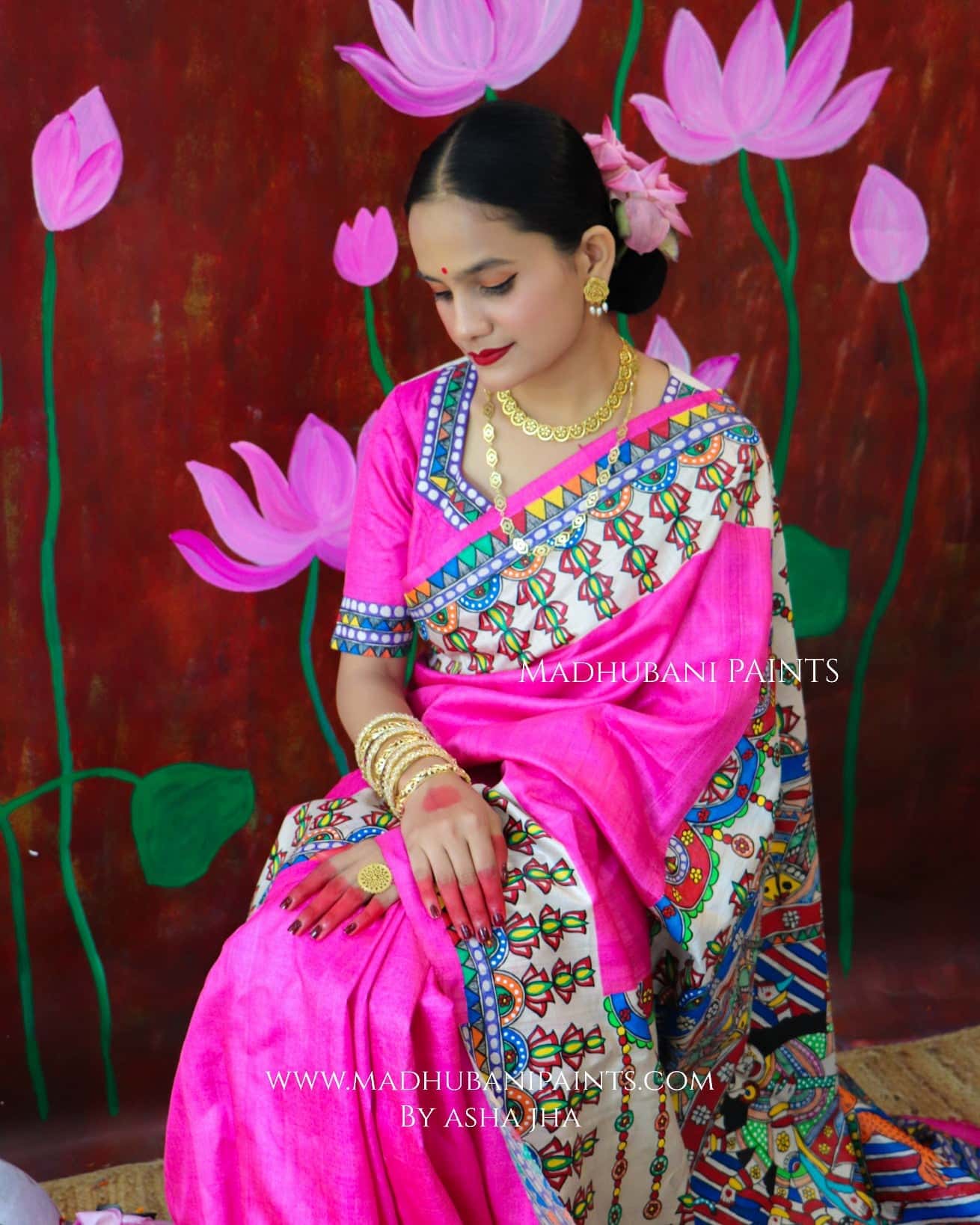 'PADMANABHA SAHODARI' Handpainted Madhubani Tussar Silk Saree Blouse Set — image 6 of 12