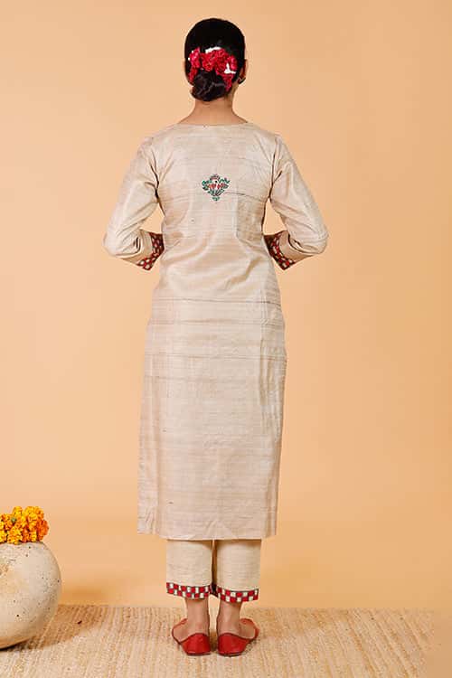 Handpainted Madhubani 'Bagmati' Tussar SIlk Kurta — image 5 of 6
