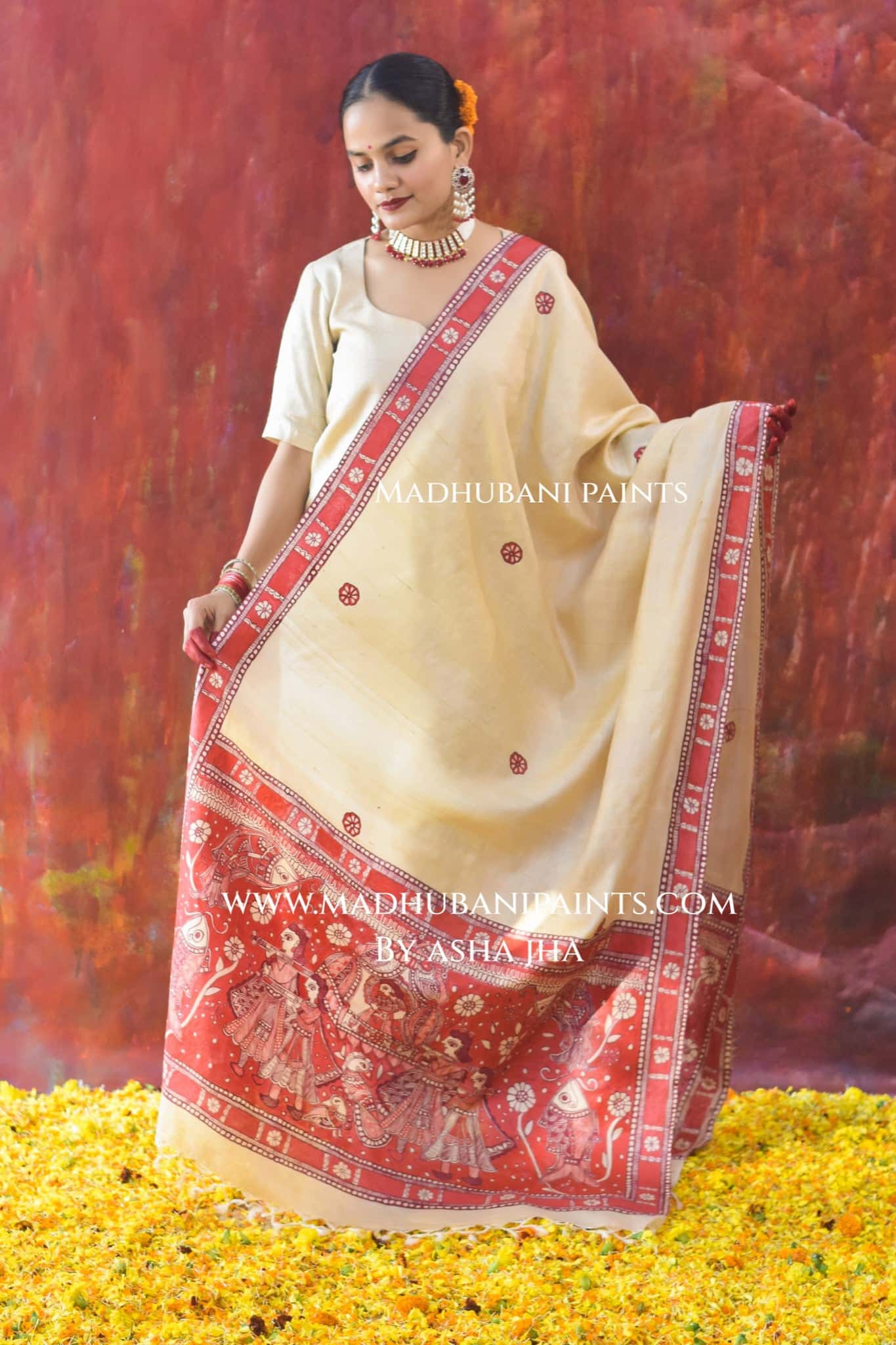 'LAAL DOLI' Handpainted Madhubani Tussar Silk Dupatta — image 5 of 6