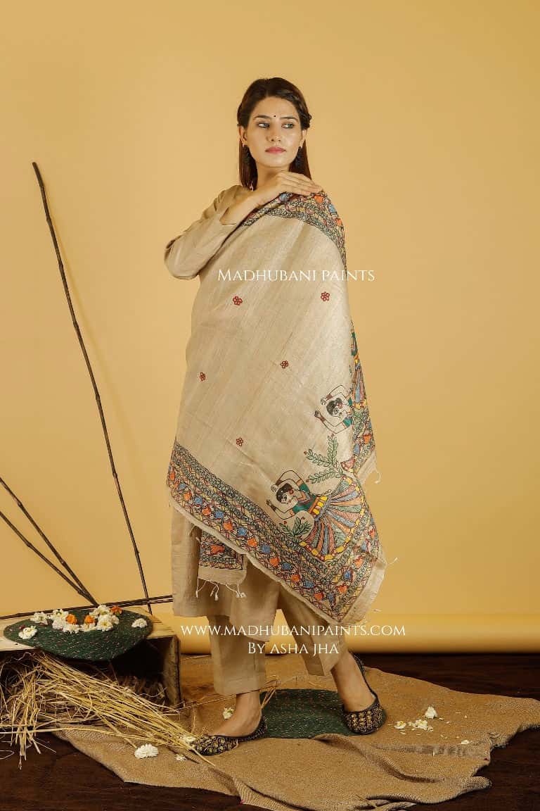Mithila Gudiya Madhubani Handpainted Pure Handwoven Tussar Silk Dupatta — image 2 of 4