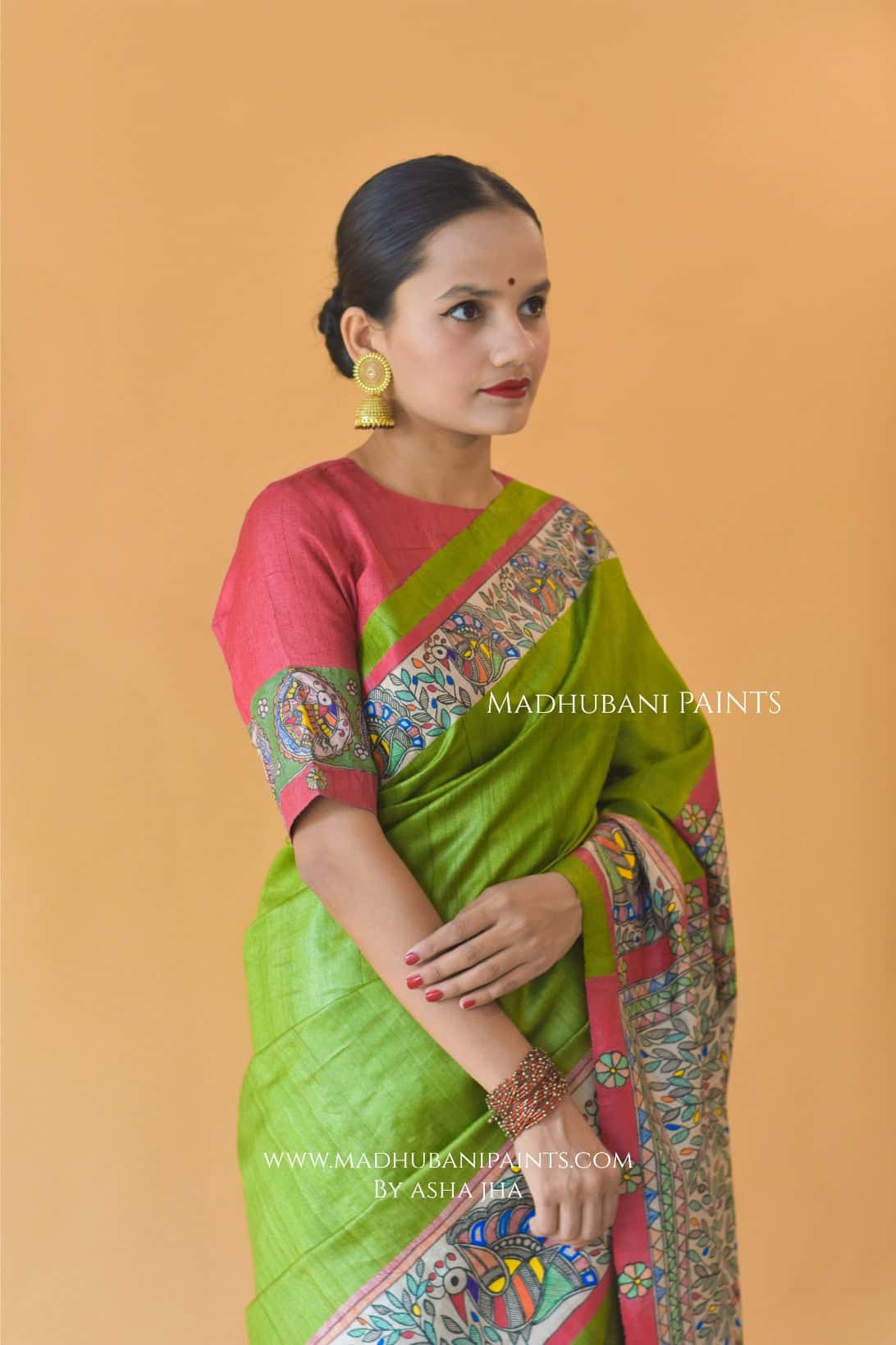 'HARI MORNI' Handpainted Madhubani Tussar Silk Saree Blouse Set — image 5 of 10