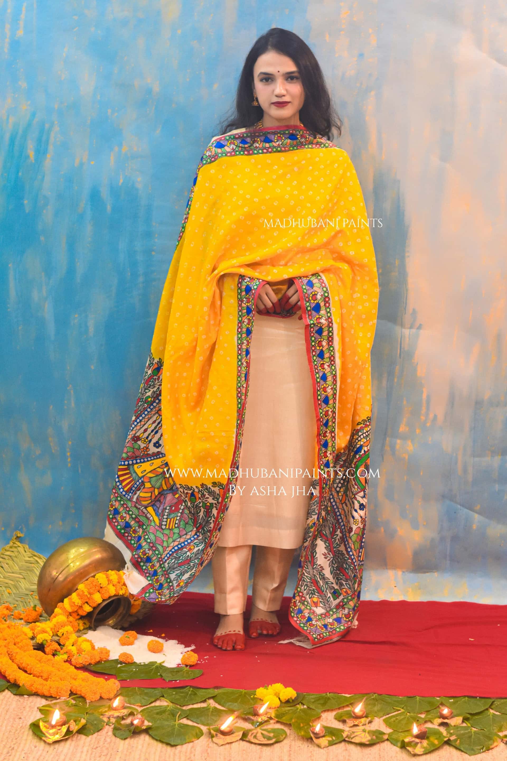 Sunehri Krishnapriya Bandhini Dupatta — image 4 of 5