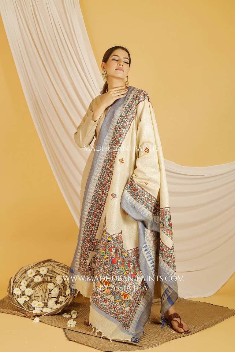 Doli Fish Madhubani Handpainted Pure Handloom Cotton Dupatta — image 2 of 5