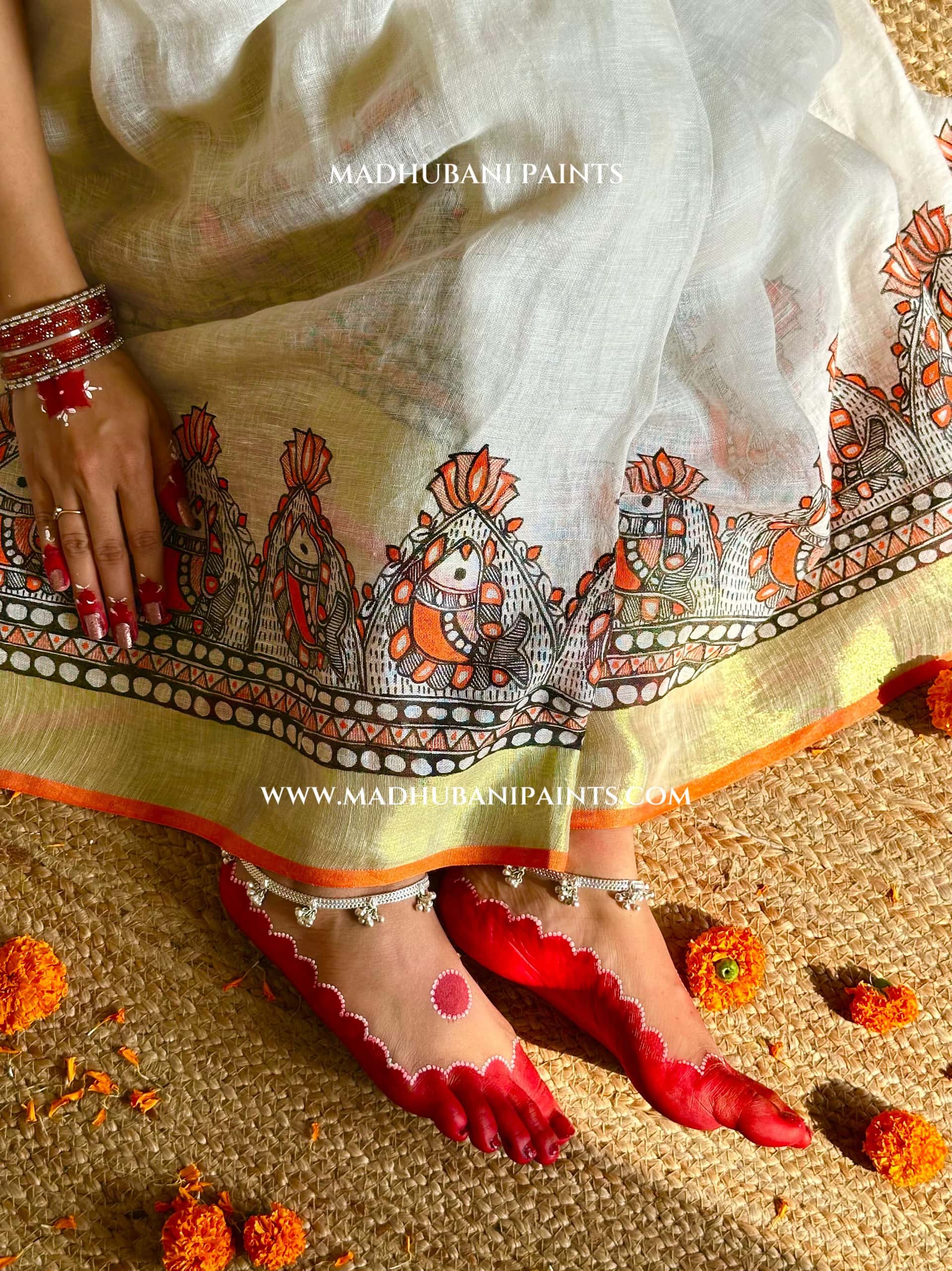 Linen Radha Krishna Hand-painted Madhubani Painting Saree — image 4 of 9