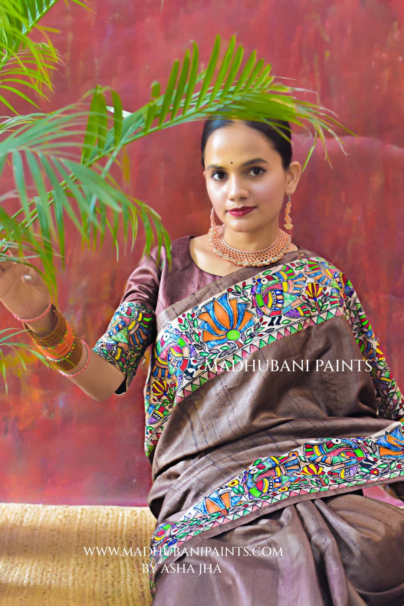 RADHA KRISHNA VRINDAVAN Hand-painted Madhubani Tussar Silk Saree — image 4 of 6