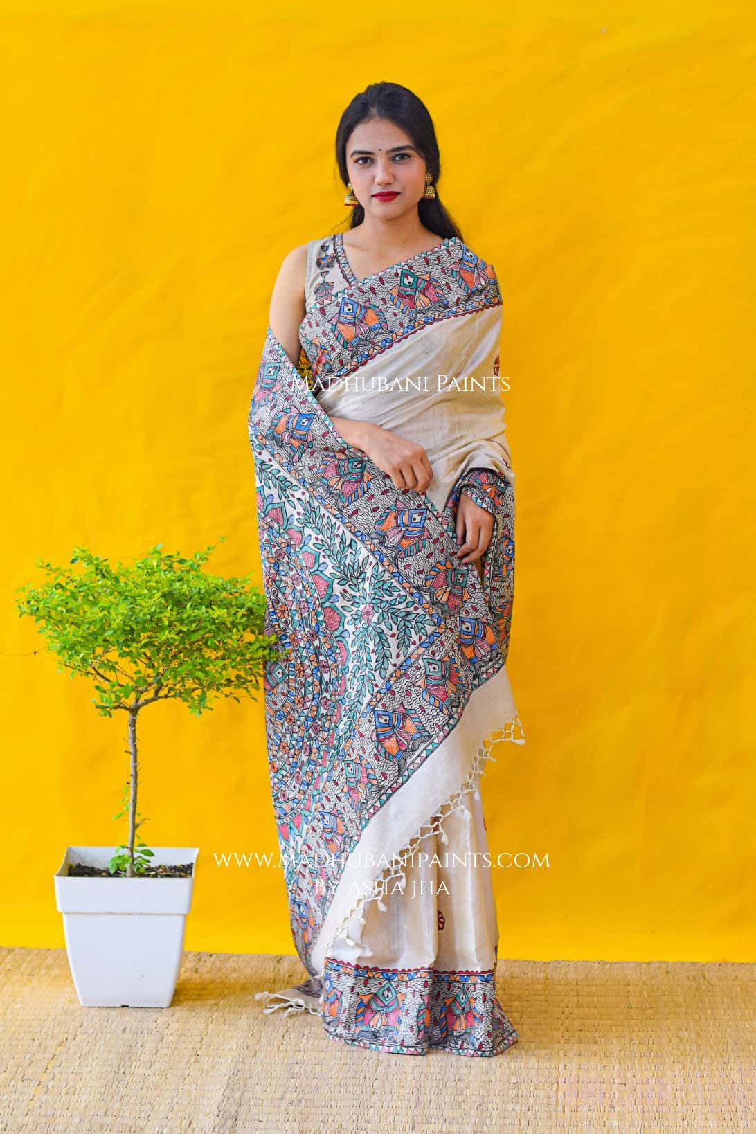 'MITHILA KI MAACH'  Hand-painted Madhubani Tussar Silk Saree Blouse Set — image 7 of 9
