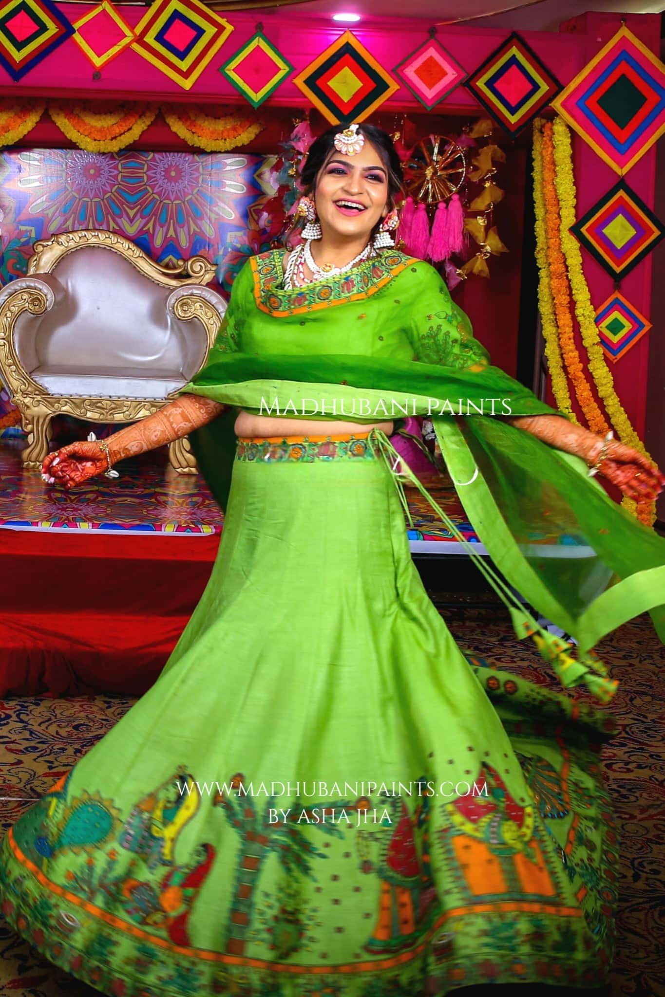 MEHNDI KA RANG Hand-painted Madhubani Lehnga — image 3 of 18