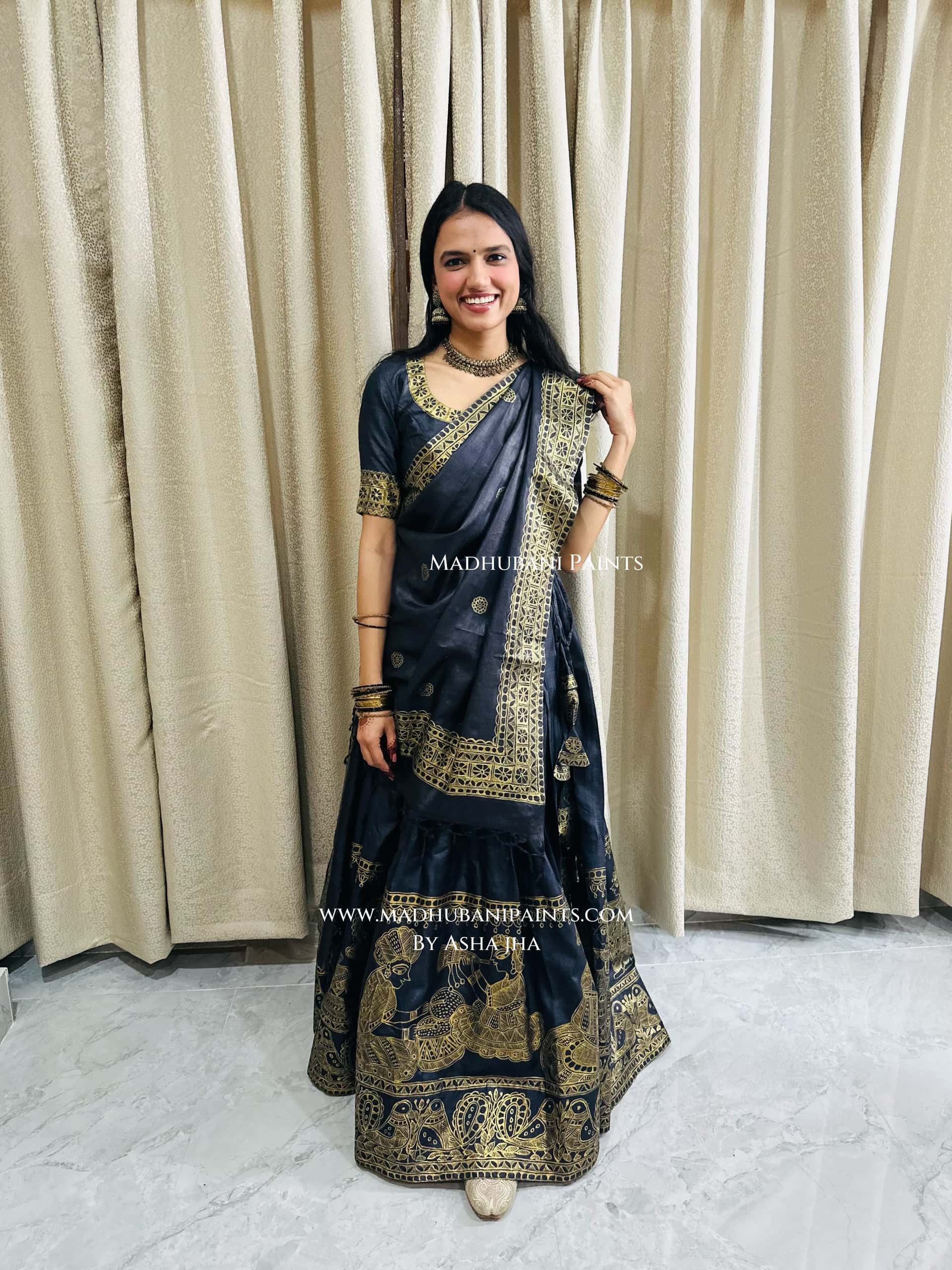 MANOHAR SANGEET Hand-painted Madhubani Lehnga — image 12 of 15