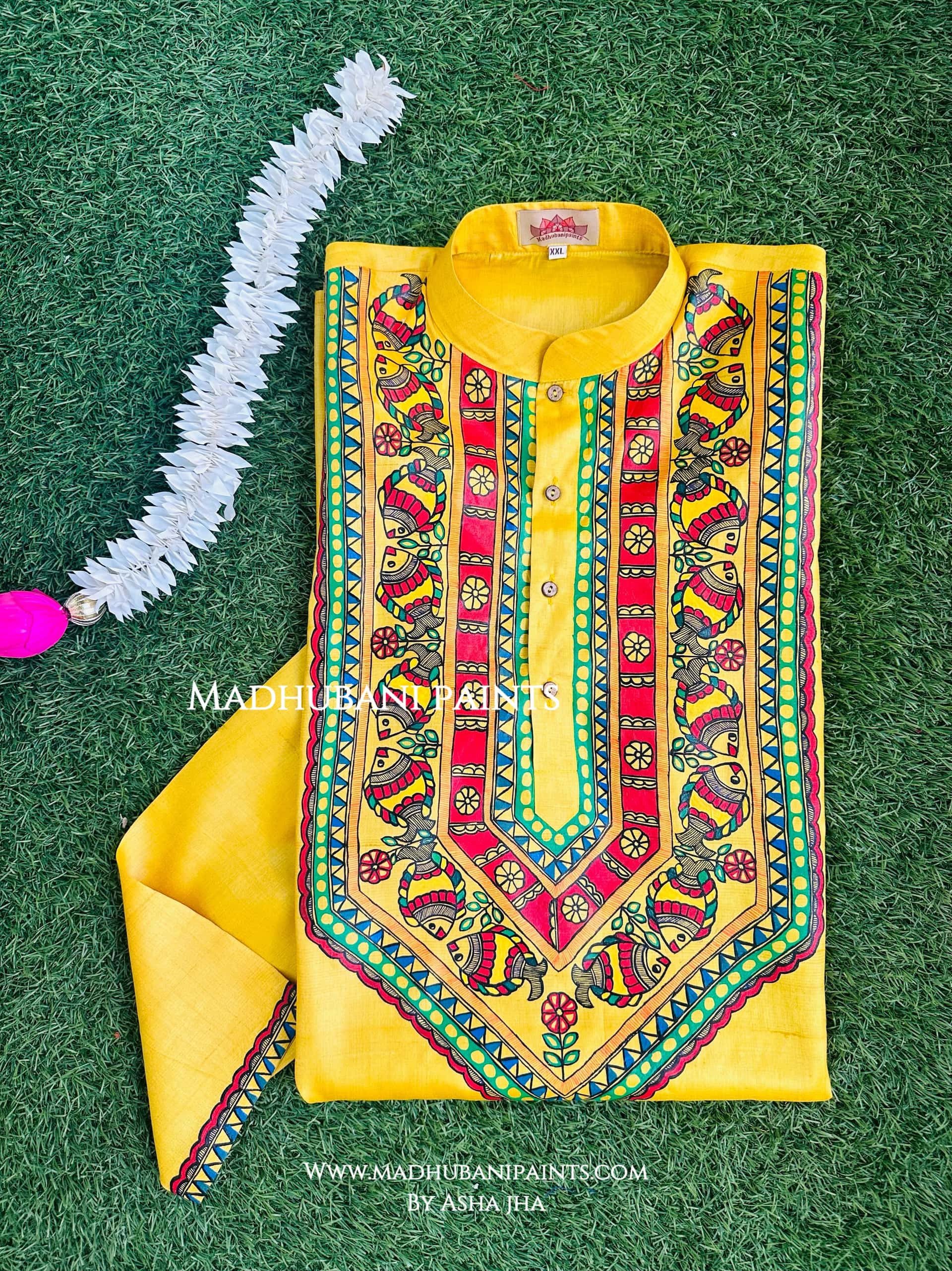 Yellow Fish Hand-painted Handloom Men's Tussar Silk Kurta — image 2 of 4