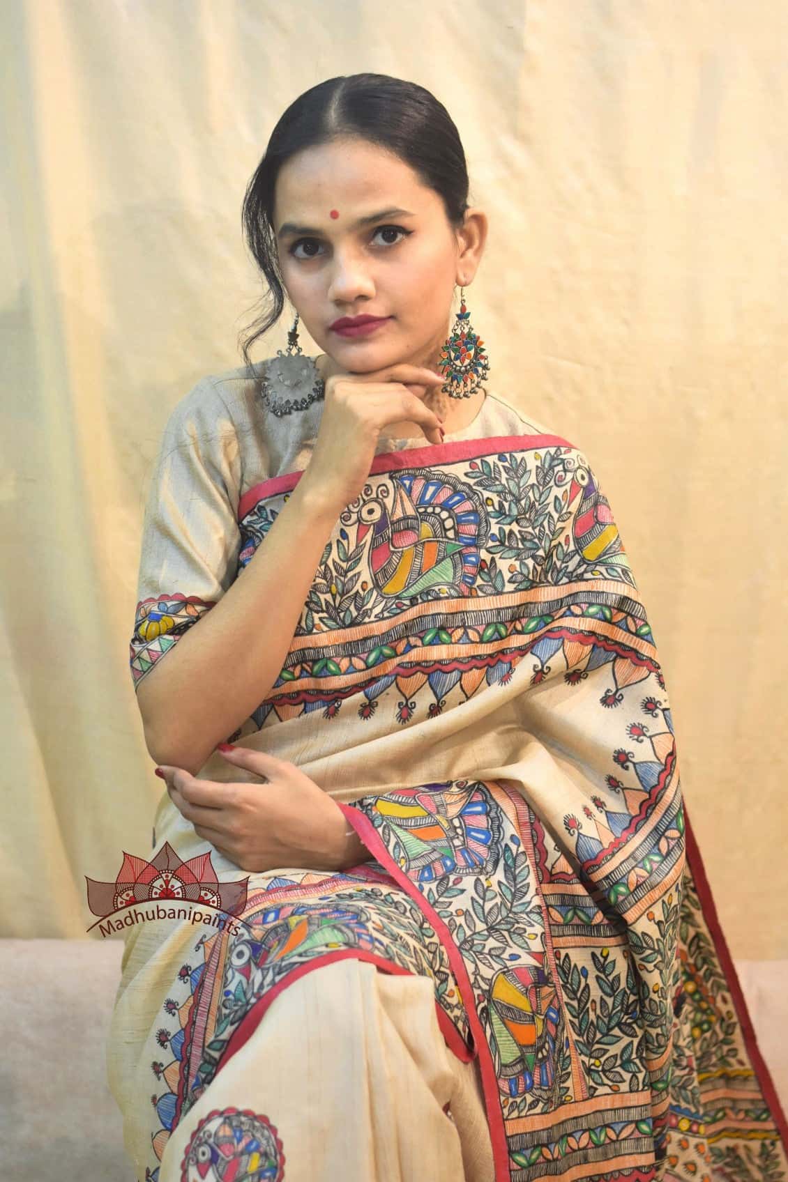 Madhubani Ramayna Kaatha Handpainted Saree Blouse Set — image 4 of 5