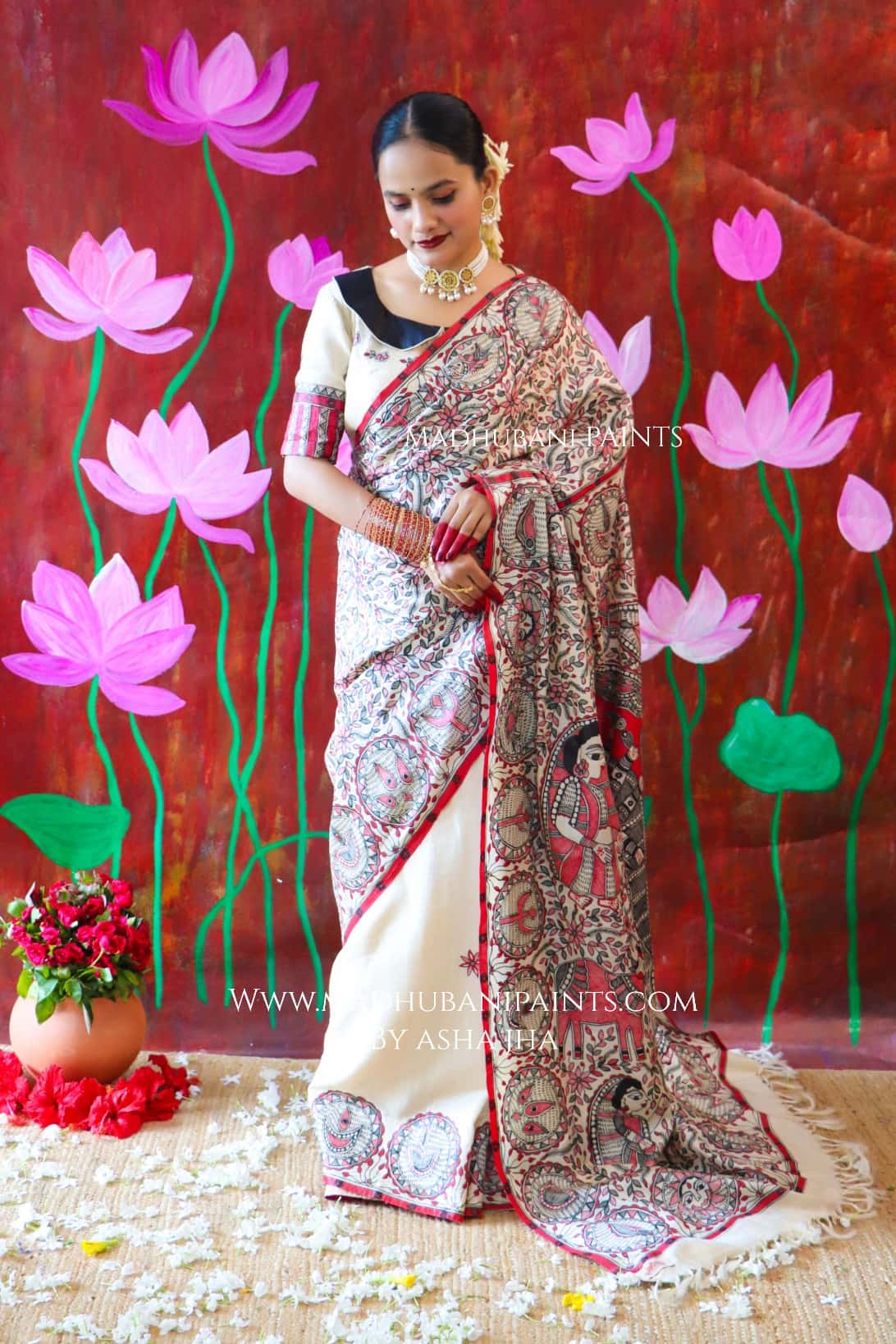 "MADHUMATI" Handpainted Madhubani Tussar Silk Saree — image 13 of 15