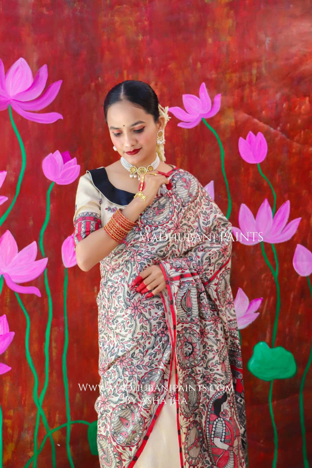 "MADHUMATI" Handpainted Madhubani Tussar Silk Saree — image 14 of 15