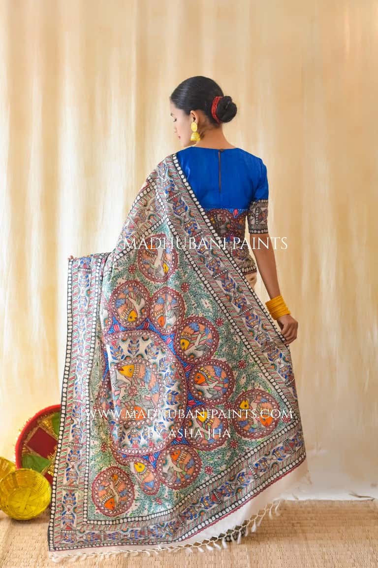 'MATSYA RAAS'  Handpainted Madhubani Tussar Silk Saree Blouse Set — image 5 of 9