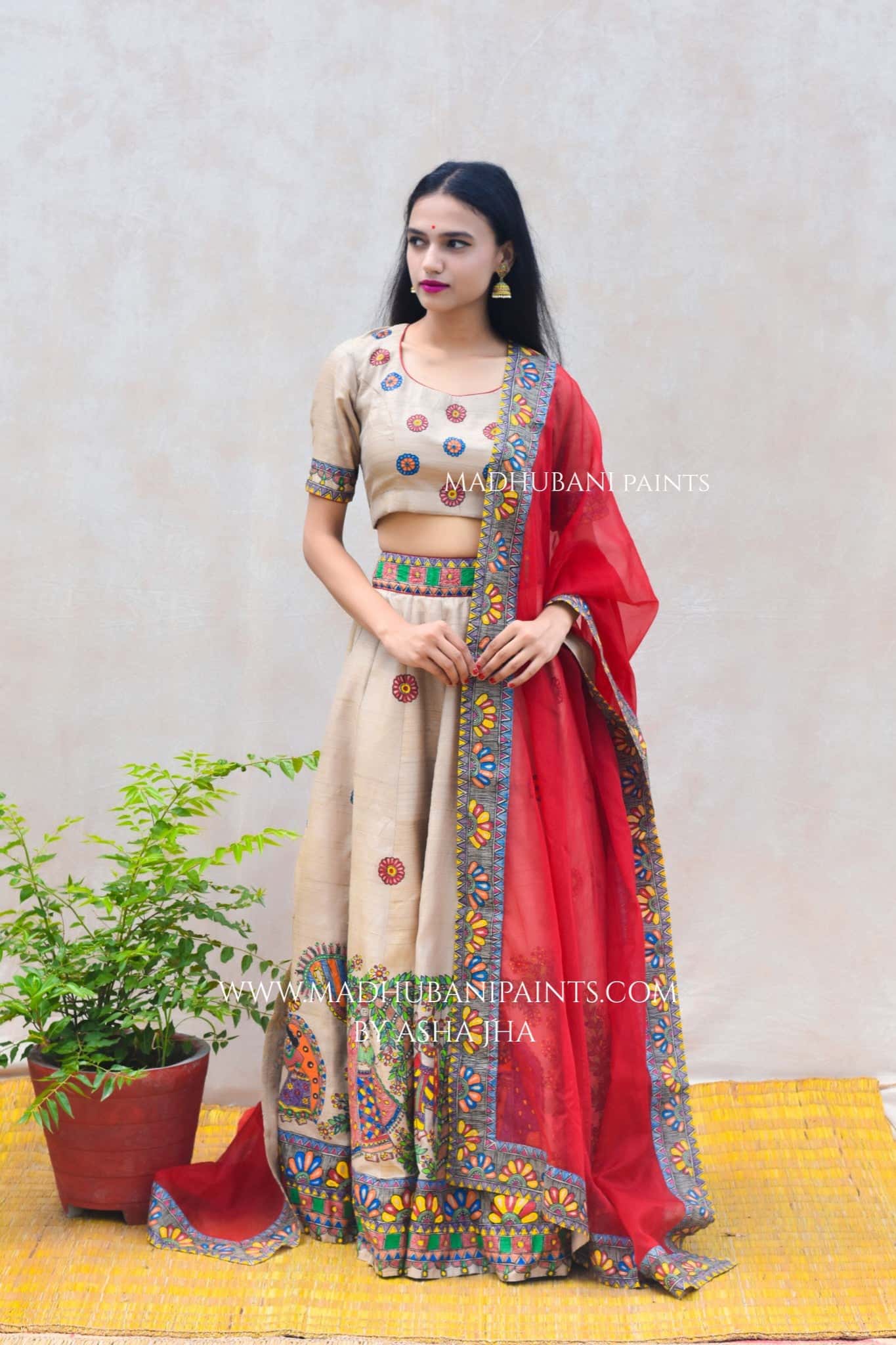 RADHA KRISHNA SANGEET Hand-painted Madhubani Lehnga — image 3 of 11
