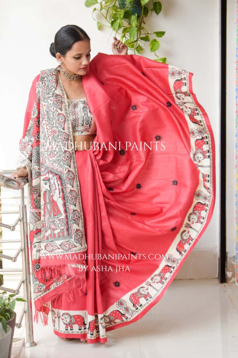Navdurga Red Handpainted Madhubani Tussar Silk Saree  Blouse Set — image 2 of 2