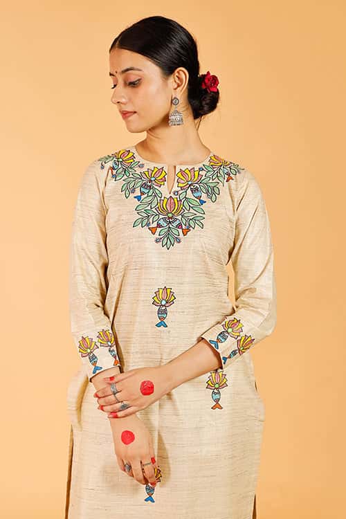 'Surmai Kamal' Handpainted Madhubani Cotton Kurta — image 5 of 8